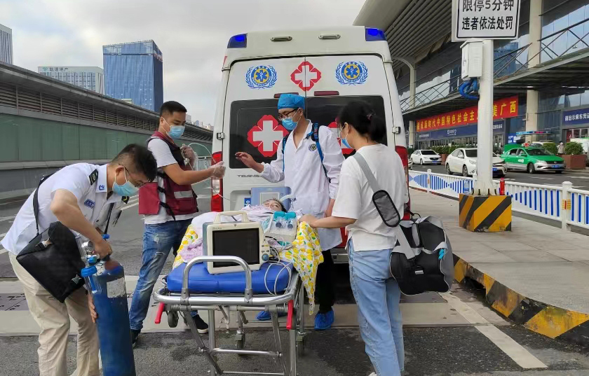 建德县救护车出租公司